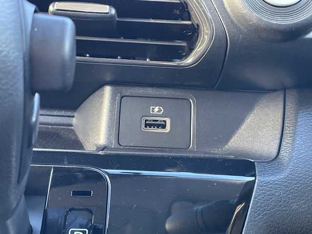 日産 デイズ X 千葉県 2022(令4)年 1.4万km フローズンバニラパール/アッシュブラウンM ９インチナビＭＭ２２２Ｄ－Ｌ　全方位カメラ　フルセグ　ＢＴ　ＨＤＭＩ　ＵＳＢ　スマートキー　プッシュスタート　エマージェンシーブレーキ　フローズンバニラパールツートンカラー　１４インチＡＷ