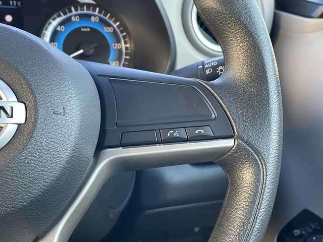 日産 デイズ X 千葉県 2022(令4)年 1.4万km フローズンバニラパール/アッシュブラウンM ９インチナビＭＭ２２２Ｄ－Ｌ　全方位カメラ　フルセグ　ＢＴ　ＨＤＭＩ　ＵＳＢ　スマートキー　プッシュスタート　エマージェンシーブレーキ　フローズンバニラパールツートンカラー　１４インチＡＷ