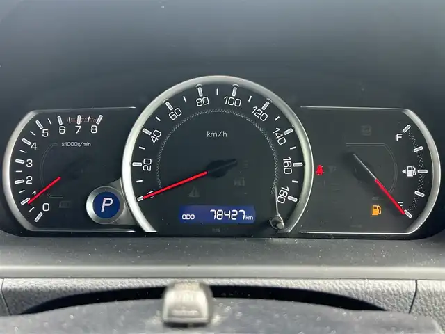 トヨタ ヴォクシー ZS 道東・釧路十勝 2014(平26)年 7.9万km ホワイトパールクリスタルシャイン 4WD/寒冷地仕様/モデリスタエアロ/サンルーフ/純正9インチナビ/(AM FM CD DVD BT フルセグTV)/バックカメラ/両側パワースライドドア/社外AW付冬タイヤ4本積込/コーナーセンサー/ビルトインETC/プッシュスタート/スマートキー/LEDヘッドライト/フォグランプ/革調シートカバー