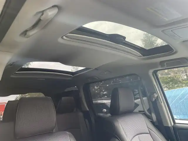 トヨタ ヴォクシー ZS 道東・釧路十勝 2014(平26)年 7.9万km ホワイトパールクリスタルシャイン 4WD/寒冷地仕様/モデリスタエアロ/サンルーフ/純正9インチナビ/(AM FM CD DVD BT フルセグTV)/バックカメラ/両側パワースライドドア/社外AW付冬タイヤ4本積込/コーナーセンサー/ビルトインETC/プッシュスタート/スマートキー/LEDヘッドライト/フォグランプ/革調シートカバー