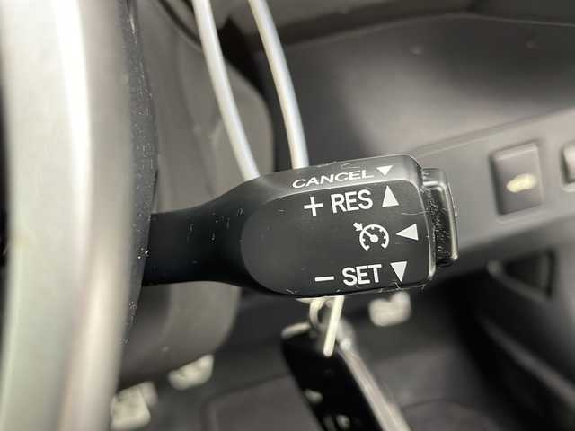トヨタ ８６ GT 千葉県 2016(平28)年 7.8万km アズライトブルー 6速MT/純正7インチSDナビ/CD BT MSV SD フルセグ/バックカメラ/クルーズコントロール/HIDオートライト/純正17インチアルミホイール/革巻きステアリング/ヘッドライトレベライザー/純正フロアマット/ドアバイザー/スマートキー/プッシュスタート/ETC