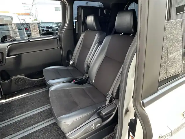 トヨタ ノア Si ダブルバイビーⅡ 大阪府 2020(令2)年 8.2万km ホワイトパールクリスタルシャイン ワンオーナー/純正９インチナビ（NSZT-Y68T）/（フルセグ／ＢＴ／ＣＤ／ＤＶＤ）/クルーズコントロール/バックモニター/前後コーナーセンサー/衝突軽減システム/レーンキープアシスト/両側パワースライドドア/ブラックハーフレザーシート/LEDヘッドライト/純正ＥＴＣ/純正１６インチＡＷ/保証書/スペアキーX1