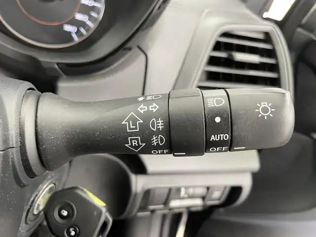 スバル インプレッサ ＸＶ 1．6i アイサイト 富山県 2020(令2)年 5.6万km マグネタイトグレーメタリック carrozzeriaナビ/フルセグ/Bluetooth/DVD/ETC/キーレス /レーダークルーズ/LEDオートライト/純正フロアマット/衝突軽減ブレーキ/レーンキープアシスト/横滑防止装置/純正17インチアルミ