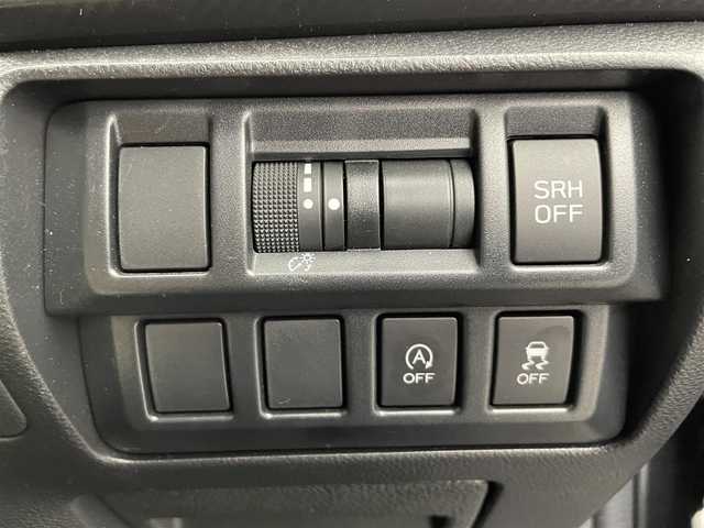 スバル インプレッサ ＸＶ 1．6i アイサイト 富山県 2020(令2)年 5.6万km マグネタイトグレーメタリック carrozzeriaナビ/フルセグ/Bluetooth/DVD/ETC/キーレス /レーダークルーズ/LEDオートライト/純正フロアマット/衝突軽減ブレーキ/レーンキープアシスト/横滑防止装置/純正17インチアルミ