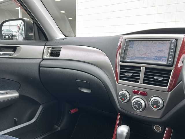 スバル フォレスター 2．0XS 長野県 2008(平20)年 4.5万km トパーズゴールドメタリック .４ＷＤ　/.クルコン　/.ディーラーナビ　/.純正１６ＡＷ　/.純正フロアマット　/.ビルトインＥＴＣ　/.ドラレコ　/.ワンセグ