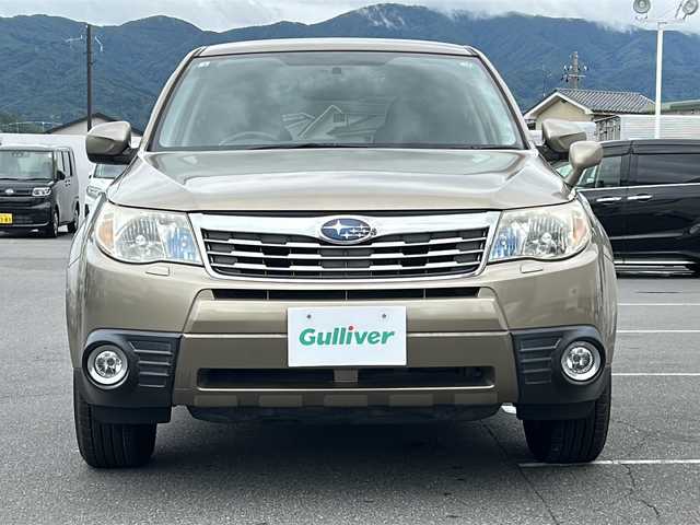 スバル フォレスター 2．0XS 長野県 2008(平20)年 4.5万km トパーズゴールドメタリック .４ＷＤ　/.クルコン　/.ディーラーナビ　/.純正１６ＡＷ　/.純正フロアマット　/.ビルトインＥＴＣ　/.ドラレコ　/.ワンセグ