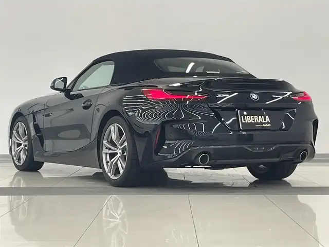 ＢＭＷ Ｚ４ sDrive20i Mスポーツ 岡山県 2019(平31)年 1.4万km サファイアブラックP イノベーションパッケージ/・アダプティブLED/・ヘッドアップディスプレイ/・ハイビームアシスト/赤レザーシート/シートヒーター/パワーシート/純正iDrive7/Rカメラ/パーキングアシスト/リバースアシスト/ブレーキオートホールド/オートライト/レインセンサー/ACC/正面衝突警告/車線逸脱警告/Bluetooth/USB/アップルカープレイ/アンドロイドオート/ワイヤレスチャージ/社外レーダー/社外ドラレコ/アンビエントライト/ETC/PDC