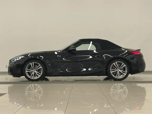 ＢＭＷ Ｚ４ sDrive20i Mスポーツ 岡山県 2019(平31)年 1.4万km サファイアブラックP イノベーションパッケージ/・アダプティブLED/・ヘッドアップディスプレイ/・ハイビームアシスト/赤レザーシート/シートヒーター/パワーシート/純正iDrive7/Rカメラ/パーキングアシスト/リバースアシスト/ブレーキオートホールド/オートライト/レインセンサー/ACC/正面衝突警告/車線逸脱警告/Bluetooth/USB/アップルカープレイ/アンドロイドオート/ワイヤレスチャージ/社外レーダー/社外ドラレコ/アンビエントライト/ETC/PDC