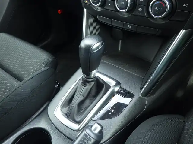 マツダ ＣＸ－５ XD 千葉県 2014(平26)年 4.4万km ディープクリスタルブルーマイカ 純正SDナビ/地デジTV/【DVD/CD再生機能　Bluetooth接続】/サイド/バックカメラ/革巻きステアリング/ETC/HIDヘッドライト/フォグライト/ウインカーミラー/純正17インチアルミホイル/サイド/カーテンエアバッグ/スマートキー