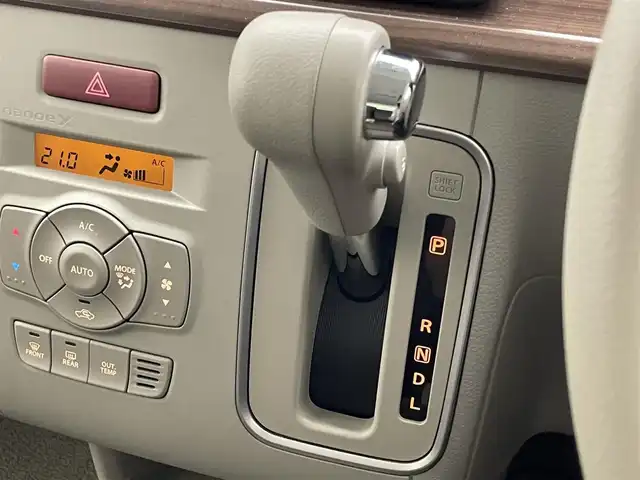 スズキ ラパン ＬＣ X 愛知県 2022(令4)年 0.9万km アーバンブラウンパールメタリック/ソフトベージュ2トーン 純正ナビ　フルセグＴＶ　シートヒーター　禁煙　ツートン　デュアルカメラブレーキ　衝突軽減　車線逸脱　ハーフレザー　ＬＥＤオートライト　リヤパーキングセンサー　ＥＴＣ　純正フロアマット　プッシュスタート