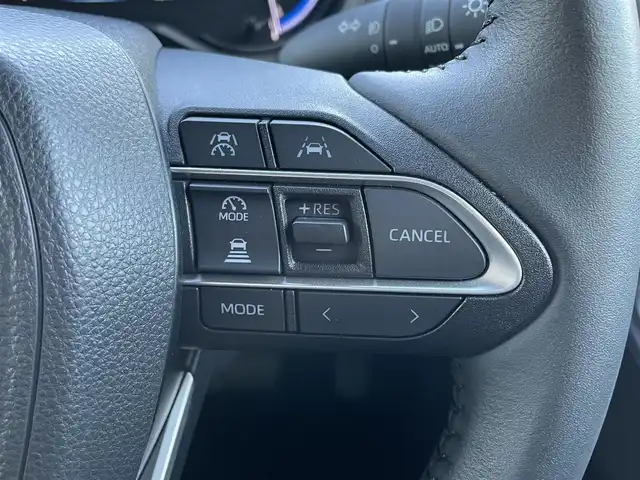 トヨタ ノア ハイブリッド S－Z 静岡県 2024(令6)年 0.1千km ホワイトパールクリスタルシャイン 純正ナビTV/（CD/DVD/BT）/バックカメラ/トヨタセーフティセンス/両側パワースライドドア/レーダークルーズコントロール/プリクラッシュセーフティ/レーンキープアシスト/横滑り防止装置/HDMI/ETC2.0/AC100V/ハーフレザーシート/前席シートヒーター/電動パーキングブレーキ/オートホールド/LEDヘッドライト/オートマチックハイビーム/前後型ドライブレコーダー/純正17インチアルミホイール/スマートキー/プッシュスタート/保証書