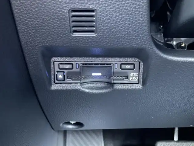 トヨタ ノア ハイブリッド S－Z 静岡県 2024(令6)年 0.1千km ホワイトパールクリスタルシャイン 純正ナビTV/（CD/DVD/BT）/バックカメラ/トヨタセーフティセンス/両側パワースライドドア/レーダークルーズコントロール/プリクラッシュセーフティ/レーンキープアシスト/横滑り防止装置/HDMI/ETC2.0/AC100V/ハーフレザーシート/前席シートヒーター/電動パーキングブレーキ/オートホールド/LEDヘッドライト/オートマチックハイビーム/前後型ドライブレコーダー/純正17インチアルミホイール/スマートキー/プッシュスタート/保証書