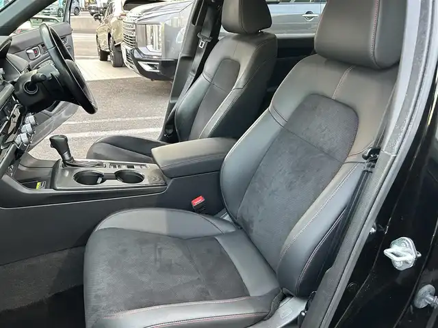 ホンダ シビック EX 長崎県 2021(令3)年 3万km クリスタルブラックパール 純正ナビ付ディスプレイオーディオ（AM/FM/TV)/ブルートゥース/クルーズコントロール追従あり/レーンキープアシスト/衝突軽減ブレーキ/電子パーキングブレーキ/ブレーキホールド/横滑り防止装置/スマートホン非接触準電/バックカメラ/シートヒーター（前席）/ブラインドスポットモニター/踏み間違い衝突軽減/路外逸脱抑制機能/純正アルミホイール/コーナーセンサー（前後）