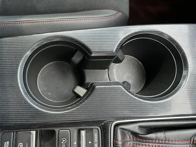 ホンダ シビック EX 長崎県 2021(令3)年 3万km クリスタルブラックパール 純正ナビ付ディスプレイオーディオ（AM/FM/TV)/ブルートゥース/クルーズコントロール追従あり/レーンキープアシスト/衝突軽減ブレーキ/電子パーキングブレーキ/ブレーキホールド/横滑り防止装置/スマートホン非接触準電/バックカメラ/シートヒーター（前席）/ブラインドスポットモニター/踏み間違い衝突軽減/路外逸脱抑制機能/純正アルミホイール/コーナーセンサー（前後）