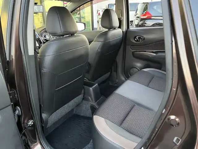 日産 ノート e－パワー メダリスト 東京都 2017(平29)年 5.4万km インペリアルアンバーP ストラーダナビ/アラウンドビューカメラ/テレビ/Bluetooth/デジタルインナーミラー/エンジンスターター/純正15インチアルミホイール/前後コーナーセンサー/ドライブレコーダー/ETC/ハーフレザーシート/スペアキー