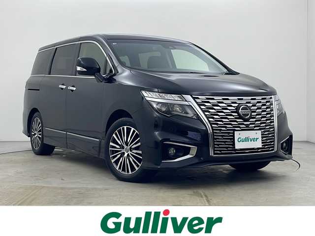日産 エルグランド 250ハイウェイスターS 秋田県 2021(令3)年 6.1万km 黒 4WD/両側パワースライドドア/純正ナビ/（AM/FM/CD/Bluetooth/TV）/バックモニター/エマージェンシーブレーキ/レーダークルーズコントロール/純正ビルトインETC/車線逸脱警報/後方車両検知警報/前後クリアランスソナー/オートライト/LEDヘッドライト/フォグランプ/インテリジェントキ/プッシュスタート/ハーフレザーシート/純正18インチアルミホイール