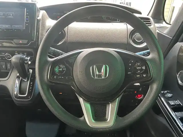 ホンダ Ｎ ＢＯＸ カスタム G EX ホンダセンシング 宮城県 2018(平30)年 7.2万km プレミアムホワイトパールⅡ ホンダセンシング/●衝突軽減ブレーキ〈CMBS〉/●誤発進抑制機能/●後方誤発進抑制機能/●歩行者事故低減ステアリング/●路外逸脱抑制機能/●ACC〈アダプティブ・クルーズ・コントロール〉/●LKAS〈車線維持支援システム〉/●オートハイビーム/●先行車発進お知らせ機能/●標識認識機能/純正ナビ（VXM-184VFi）/・CD/DVD/・SD/・Bluetooth/・フルセグTV/バックモニター/ビルトインETC/ステアリングスイッチ/LEDヘッドライト/オートライト/スマートキー＆プッシュスタート/スペアキー1本