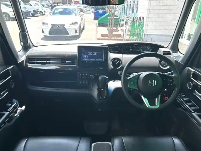 ホンダ Ｎ ＢＯＸ カスタム G EX ホンダセンシング 宮城県 2018(平30)年 7.2万km プレミアムホワイトパールⅡ ホンダセンシング/●衝突軽減ブレーキ〈CMBS〉/●誤発進抑制機能/●後方誤発進抑制機能/●歩行者事故低減ステアリング/●路外逸脱抑制機能/●ACC〈アダプティブ・クルーズ・コントロール〉/●LKAS〈車線維持支援システム〉/●オートハイビーム/●先行車発進お知らせ機能/●標識認識機能/純正ナビ（VXM-184VFi）/・CD/DVD/・SD/・Bluetooth/・フルセグTV/バックモニター/ビルトインETC/ステアリングスイッチ/LEDヘッドライト/オートライト/スマートキー＆プッシュスタート/スペアキー1本
