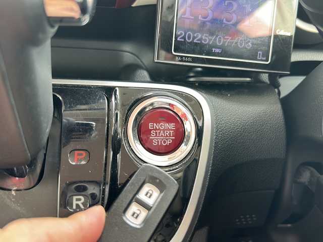 ホンダ Ｎ ＢＯＸ スラッシュ G ターボLインテリアカラーパッケージ 鹿児島県 2019(令1)年 4.2万km プラチナホワイトパール 純正Gathersナビ　VXM-194Ci/(CD/AM/FM/Bluetooth)/バックカメラ/ETC/クルーズコントロール/横滑り防止装置/シティブレーキアクティブシステム/前席シートヒーター/パドルシフト/USB/モード切替ステアリング/プッシュスタート/純正フロアマット/オートライト/パワーウィンドウ/パワーステアリング/ドアバイザー/取扱説明書/保証書