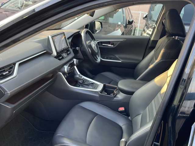 トヨタ ＲＡＶ４ G Zパッケージ 道央・札幌 2019(令1)年 2.6万km アティチュードブラックマイカ 純正ナビ(TV、SD、FM、AM、BT)/純正フロアマット/純正ドアバイザー/シートヒーター前席/ステアリングヒーター/オートライト/オートハイビーム/バックカメラ/ETC/メモリーシート/横滑り防止/レーンアシスト/電格ミラー