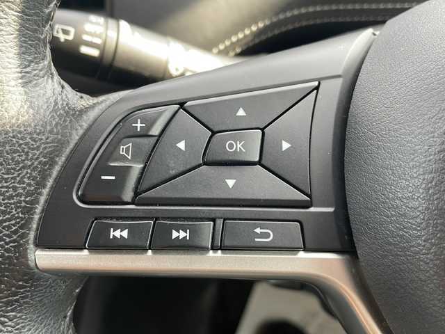 日産 セレナ ハイウェイスターVセレクションⅡ 青森県 2019(平31)年 10.4万km ブリリアントホワイトパール 4WD/セーフティパックA/純正9インチSDナビ・フルセグTV/CD・DVD・Bluetooth・SD/純正フリップダウンモニター/アラウンドビューモニター/インテリジェントパーキングアシスト/前席シートヒーター/ステアリングヒーター/両側パワースライドドア/エマージェンシーブレーキ/クルーズコントロール/レーンキープアシスト/フロント・バックソナー/横滑り防止機能/サイド・カーテンエアバッグ/2.3列目USB電源ソケット/3列目シートスライド/純正エンジンスターター/ビルトインETC/LEDヘッドライト/フォグランプ/社外15インチアルミ/インテリキー