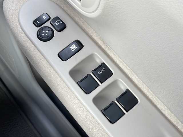 スズキ ラパン X 三重県 2020(令2)年 0.6万km ノクターンブルーパール 社外ナビ/コーナーセンサー/衝突軽減ブレーキ/レーンキープアシスト/横滑り防止/アイドリングストップ/革巻きステアリング/純正フロアマット/前席シートヒーター/電動格納ミラー/禁煙車