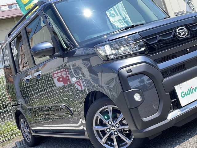 ダイハツ タント ファンクロス 兵庫県 2023(令5)年 1万km クロムグレーメタリック 登録時走行距離9364km/スマートアシスト/純正9型ディスプレイオーディオ/フルセグTV/Bluetooth/HDMI/AppleCarPlay/全方位カメラ/純正ドライブレコーダー（DA連動）/両側パワースライドドア/ビルトインETC/格納式サンシェード（リアドア）/ルーフレール/前席シートヒーター/純正フロアマット/格納式シートバックテーブル（運転席/助手席）