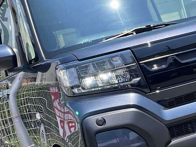 ダイハツ タント ファンクロス 兵庫県 2023(令5)年 1万km クロムグレーメタリック 登録時走行距離9364km/スマートアシスト/純正9型ディスプレイオーディオ/フルセグTV/Bluetooth/HDMI/AppleCarPlay/全方位カメラ/純正ドライブレコーダー（DA連動）/両側パワースライドドア/ビルトインETC/格納式サンシェード（リアドア）/ルーフレール/前席シートヒーター/純正フロアマット/格納式シートバックテーブル（運転席/助手席）