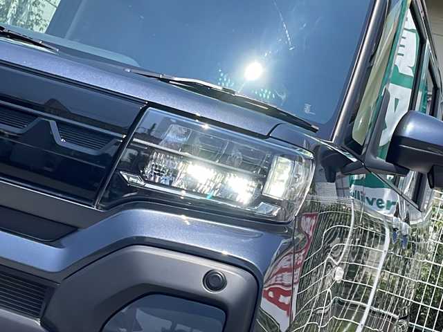 ダイハツ タント ファンクロス 兵庫県 2023(令5)年 1万km クロムグレーメタリック 登録時走行距離9364km/スマートアシスト/純正9型ディスプレイオーディオ/フルセグTV/Bluetooth/HDMI/AppleCarPlay/全方位カメラ/純正ドライブレコーダー（DA連動）/両側パワースライドドア/ビルトインETC/格納式サンシェード（リアドア）/ルーフレール/前席シートヒーター/純正フロアマット/格納式シートバックテーブル（運転席/助手席）