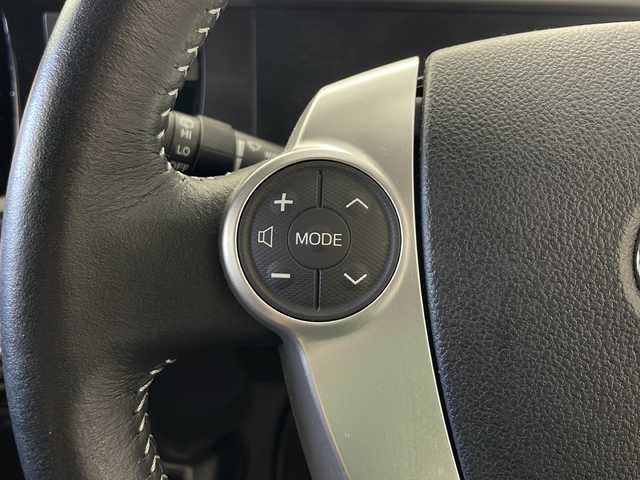 トヨタ アクア G 秋田県 2016(平28)年 4.4万km コバルトブルーメタリック 純正ナビ　/Ｂｌｕｅｔｏｏｔｈ　/フルセグＴＶ　/ビルトインＥＴＣ　/オートライト　/前席シートヒーター　/衝突軽減装置　/レーンキープ　/クルーズコントロール　/電動格納ミラー　/革巻きステアリング/ステアリングスイッチ /ドアバイザー