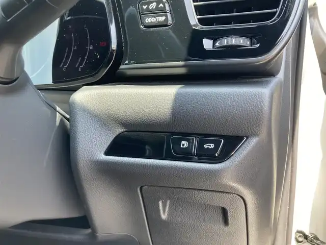 レクサス ＮＸ 250 鳥取県 2023(令5)年 1.5万km ソニッククォーツ 純正9.8インチディスプレイオーディオ/（フルセグ/BT/Miracast）/バックカメラ/トヨタセーフティセンス/レーンキープアシスト/ブラインドスポットモニター/前後クリアランスソナー/レーダークルーズコントロール/レザーシート/前席パワーシート/ビルトインETC/LEDヘットライト/純正18インチアルミホイール/AC100V/パドルシフト/プッシュエンジンスタート/アイドリングストップ