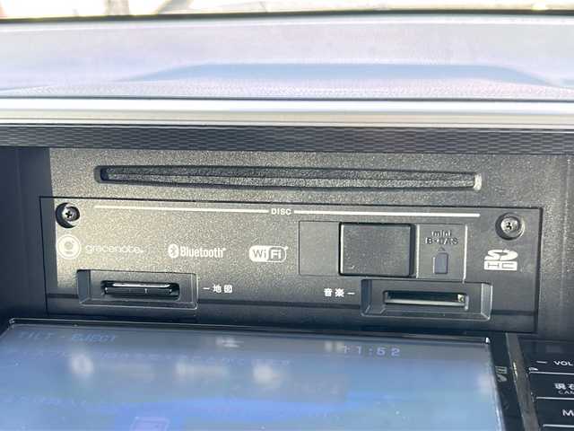 ダイハツ キャスト スタイル G VS SAⅢ 石川県 2022(令4)年 0.7万km ダークエメラルドマイカ 社外ＳＤナビ【AM/FM/フルセグTV/Bluetooth】/全方位カメラ　/前席シートヒーター　/プッシュスタート　/LEDヘッドライト/オートライト/オートマチックハイビーム/純正アルミホイール　/純正フロアマット　/衝突軽減システム　/アイドリングストップ　/ベンチシート　/Wエアバッグ/パワーウィンドウ/パワーステアリング