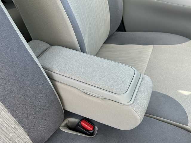 ダイハツ キャスト スタイル G VS SAⅢ 石川県 2022(令4)年 0.7万km ダークエメラルドマイカ 社外ＳＤナビ【AM/FM/フルセグTV/Bluetooth】/全方位カメラ　/前席シートヒーター　/プッシュスタート　/LEDヘッドライト/オートライト/オートマチックハイビーム/純正アルミホイール　/純正フロアマット　/衝突軽減システム　/アイドリングストップ　/ベンチシート　/Wエアバッグ/パワーウィンドウ/パワーステアリング