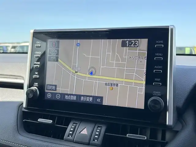 トヨタ ＲＡＶ４ G Zパッケージ 鳥取県 2020(令2)年 2.2万km ホワイトパールクリスタルシャイン ４・W・D/純正9型ディスプレイオーディオ/フルセグ/ナビ/USB/パノラミックビューモニター/トヨタセーフティセンス/ブラインドスポットモニター/レーンキープアシスト/レーダークルーズコントロール/デジタルインナーミラー/ETC2.0/黒レザーシート/運転席パワーシート/メモリ機能付き/前席シートヒーター/ルーフレール/LEDヘットライト/純正19インチアルミホイール/プッシュエンジンスタート/スペアキー