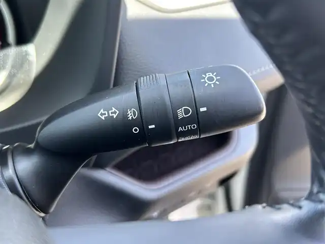 トヨタ ＲＡＶ４ G Zパッケージ 鳥取県 2020(令2)年 2.2万km ホワイトパールクリスタルシャイン ４・W・D/純正9型ディスプレイオーディオ/フルセグ/ナビ/USB/パノラミックビューモニター/トヨタセーフティセンス/ブラインドスポットモニター/レーンキープアシスト/レーダークルーズコントロール/デジタルインナーミラー/ETC2.0/黒レザーシート/運転席パワーシート/メモリ機能付き/前席シートヒーター/ルーフレール/LEDヘットライト/純正19インチアルミホイール/プッシュエンジンスタート/スペアキー