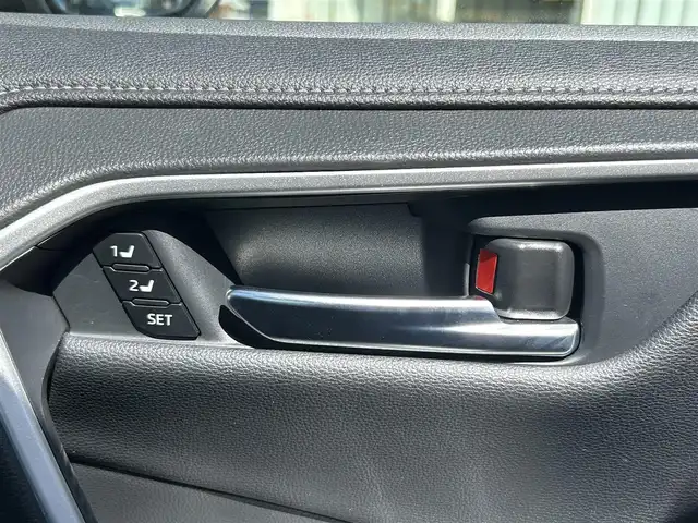 トヨタ ＲＡＶ４ G Zパッケージ 鳥取県 2020(令2)年 2.2万km ホワイトパールクリスタルシャイン ４・W・D/純正9型ディスプレイオーディオ/フルセグ/ナビ/USB/パノラミックビューモニター/トヨタセーフティセンス/ブラインドスポットモニター/レーンキープアシスト/レーダークルーズコントロール/デジタルインナーミラー/ETC2.0/黒レザーシート/運転席パワーシート/メモリ機能付き/前席シートヒーター/ルーフレール/LEDヘットライト/純正19インチアルミホイール/プッシュエンジンスタート/スペアキー