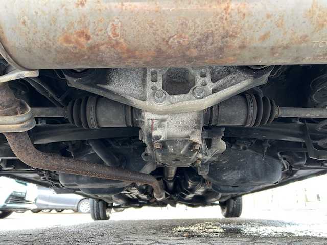 トヨタ ヴィッツ F 道東・釧路十勝 2014(平26)年 10.6万km ブラックマイカ ４WD/純正SDナビ（NSZT-W64)/CD/Bluetooth/MSV/フルセグTV/デアイサー/ライトレベライザー/キーレス/電格ミラー/ドアミラーウィンカー/純正マット/社外アルミ付冬タイヤ積込