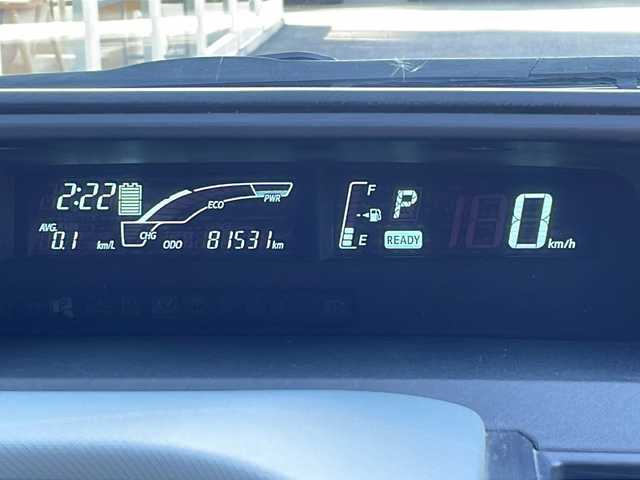 トヨタ アクア S 岐阜県 2014(平26)年 8.2万km シルバーM 禁煙車/純正ナビ/ワンセグTV/Bluetooth/バックカメラ/ETC/ドアバイザー/純正フロアマット/プッシュスタート/フォグライト/オートエアコン/オートライト/ハンドルスイッチ/電動格納ミラー/パワーウィンドウ/スマートキー/スペアキー