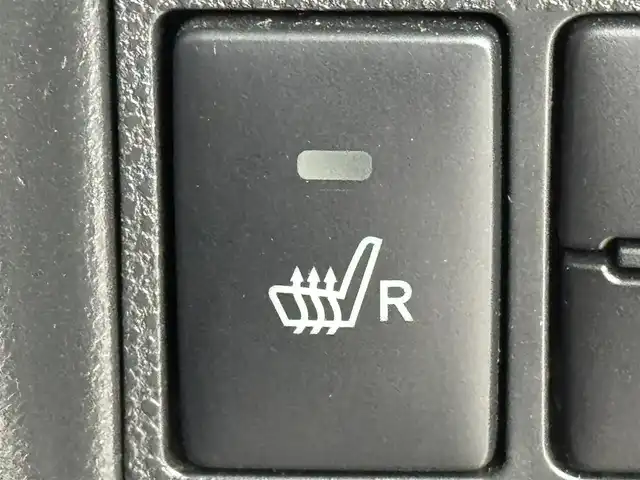 ダイハツ タント カスタム RS トップED SA Ⅲ 福岡県 2017(平29)年 5.6万km ブラックマイカメタリック 純正ナビ／フルセグＴＶ　/ＥＴＣ　/両側パワースライドドア　/バックカメラ　/シートヒーター　/衝突被害軽減システム　/横滑り防止　/オートライト　/アイドリングストップ　/純正１５インチＡＷ　/ステアリングスイッチ