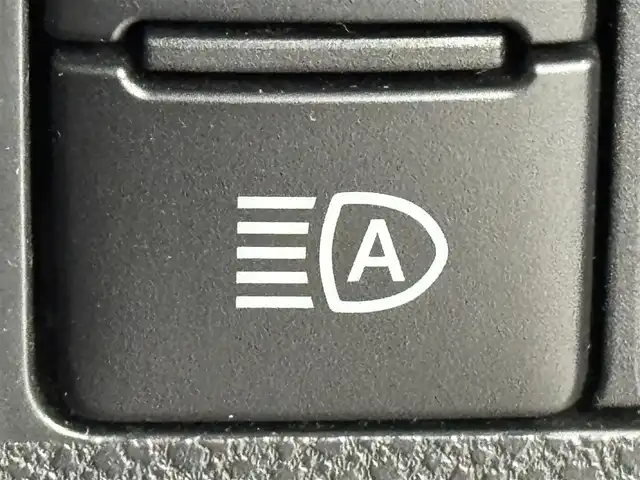 ダイハツ タント カスタム RS トップED SA Ⅲ 福岡県 2017(平29)年 5.6万km ブラックマイカメタリック 純正ナビ／フルセグＴＶ　/ＥＴＣ　/両側パワースライドドア　/バックカメラ　/シートヒーター　/衝突被害軽減システム　/横滑り防止　/オートライト　/アイドリングストップ　/純正１５インチＡＷ　/ステアリングスイッチ