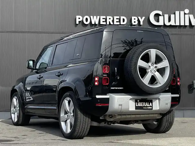 ランドローバー ランドローバー ディフェンダー 110 XS エディション 長野県 2022(令4)年 2万km 黒 ＭＥＲＩＤＩＡＮサウンド　/ サンルーフ/ 黒革シート　/ ＡＣＣ　/ ＬＫＡ　/ ＢＳＭ　/ Ｃａｒｐｌａｙ　/ ＡｎｄｏｒｏｉｄＡｕｔｏ　/ アームレストリフリッジレイター　/ シートヒーター　/ シートベンチレーション　/ ステアリングヒーター / ワイヤレスチャージ/ ＥＴＣ　/ 禁煙