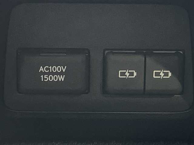 レクサス ＮＸ 450h+ Fスポーツ 愛媛県 2023(令5)年 0.7万km グラファイトブラックガラスフレーク ワンオーナー/純正14インチディスプレイオーディオナビ/（Bluetooth/フルセグTV/AM/FM）/全方位カメラ/サンルーフ/ビルトインETC2.0/TRDエアロ/TRDマフラー/レザーシート/シートヒーター/シートクーラー/ステアリングヒーター/デジタルインナーミラー/置くだけ充電/クルーズコントロール/オレンジキャリパー/ヘッドアップディスプレイ/ブラインドスポットモニター/充電ケーブル