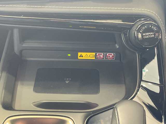 レクサス ＮＸ 450h+ Fスポーツ 愛媛県 2023(令5)年 0.7万km グラファイトブラックガラスフレーク ワンオーナー/純正14インチディスプレイオーディオナビ/（Bluetooth/フルセグTV/AM/FM）/全方位カメラ/サンルーフ/ビルトインETC2.0/TRDエアロ/TRDマフラー/レザーシート/シートヒーター/シートクーラー/ステアリングヒーター/デジタルインナーミラー/置くだけ充電/クルーズコントロール/オレンジキャリパー/ヘッドアップディスプレイ/ブラインドスポットモニター/充電ケーブル