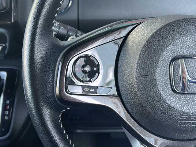 ホンダ Ｎ ＢＯＸ カスタム G L ターボ ホンダセンシング 広島県 2020(令2)年 3万km クリスタルブラックパール 禁煙車/ターボ/ホンダセンシング/・衝突軽減ブレーキ〈CMBS〉/・誤発進抑制機能/・歩行者事故低減ステアリング/・先行車発進お知らせ機能/・標識認識機能/・路外逸脱抑制機能/・ACC〈アダプティブ・クルーズ・コントロール〉/・LKAS〈車線維持支援システム〉/・後方誤発進抑制機能/・オートハイビーム/純正ナビ/・フルセグ/CD/DVD/Bluetooth/MusicRack/バックカメラ/両側パワースライドドア/革巻きステアリング/パドルシフト/ステアリングスイッチ/ハーフレザーシート/シートヒーター（D/N）/LEDヘッドライト/LEDフォグランプ/ドアバイザー/純正ドライブレコーダー/ETC/リアサンシェード/純正15インチアルミホイール