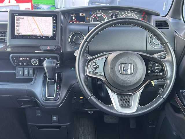 ホンダ Ｎ ＢＯＸ カスタム G L ターボ ホンダセンシング 広島県 2020(令2)年 3万km クリスタルブラックパール 禁煙車/ターボ/ホンダセンシング/・衝突軽減ブレーキ〈CMBS〉/・誤発進抑制機能/・歩行者事故低減ステアリング/・先行車発進お知らせ機能/・標識認識機能/・路外逸脱抑制機能/・ACC〈アダプティブ・クルーズ・コントロール〉/・LKAS〈車線維持支援システム〉/・後方誤発進抑制機能/・オートハイビーム/純正ナビ/・フルセグ/CD/DVD/Bluetooth/MusicRack/バックカメラ/両側パワースライドドア/革巻きステアリング/パドルシフト/ステアリングスイッチ/ハーフレザーシート/シートヒーター（D/N）/LEDヘッドライト/LEDフォグランプ/ドアバイザー/純正ドライブレコーダー/ETC/リアサンシェード/純正15インチアルミホイール