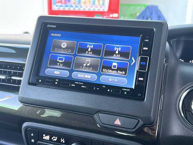 ホンダ Ｎ ＢＯＸ カスタム G L ターボ ホンダセンシング 広島県 2020(令2)年 3万km クリスタルブラックパール 禁煙車/ターボ/ホンダセンシング/・衝突軽減ブレーキ〈CMBS〉/・誤発進抑制機能/・歩行者事故低減ステアリング/・先行車発進お知らせ機能/・標識認識機能/・路外逸脱抑制機能/・ACC〈アダプティブ・クルーズ・コントロール〉/・LKAS〈車線維持支援システム〉/・後方誤発進抑制機能/・オートハイビーム/純正ナビ/・フルセグ/CD/DVD/Bluetooth/MusicRack/バックカメラ/両側パワースライドドア/革巻きステアリング/パドルシフト/ステアリングスイッチ/ハーフレザーシート/シートヒーター（D/N）/LEDヘッドライト/LEDフォグランプ/ドアバイザー/純正ドライブレコーダー/ETC/リアサンシェード/純正15インチアルミホイール