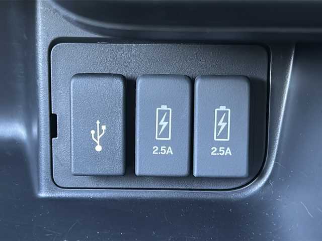 ホンダ Ｎ ＢＯＸ カスタム G L ターボ ホンダセンシング 広島県 2020(令2)年 3万km クリスタルブラックパール 禁煙車/ターボ/ホンダセンシング/・衝突軽減ブレーキ〈CMBS〉/・誤発進抑制機能/・歩行者事故低減ステアリング/・先行車発進お知らせ機能/・標識認識機能/・路外逸脱抑制機能/・ACC〈アダプティブ・クルーズ・コントロール〉/・LKAS〈車線維持支援システム〉/・後方誤発進抑制機能/・オートハイビーム/純正ナビ/・フルセグ/CD/DVD/Bluetooth/MusicRack/バックカメラ/両側パワースライドドア/革巻きステアリング/パドルシフト/ステアリングスイッチ/ハーフレザーシート/シートヒーター（D/N）/LEDヘッドライト/LEDフォグランプ/ドアバイザー/純正ドライブレコーダー/ETC/リアサンシェード/純正15インチアルミホイール