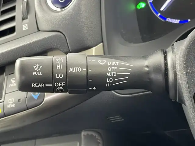 レクサス ＣＴ 200h バージョンC 埼玉県 2018(平30)年 4.9万km ソニッククォーツ 純正１０．３型ナビ　バックカメラ　ビルトインＥＴＣ２．０　シートヒーター　ハーフレザーシート　パワーシート　ドラレコ　衝突被害軽減ブレーキ　アダプティブクルーズコントロール LEDヘッドライト　禁煙車