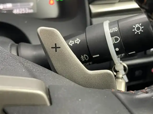 レクサス ＣＴ 200h バージョンC 埼玉県 2018(平30)年 4.9万km ソニッククォーツ 純正１０．３型ナビ　バックカメラ　ビルトインＥＴＣ２．０　シートヒーター　ハーフレザーシート　パワーシート　ドラレコ　衝突被害軽減ブレーキ　アダプティブクルーズコントロール LEDヘッドライト　禁煙車