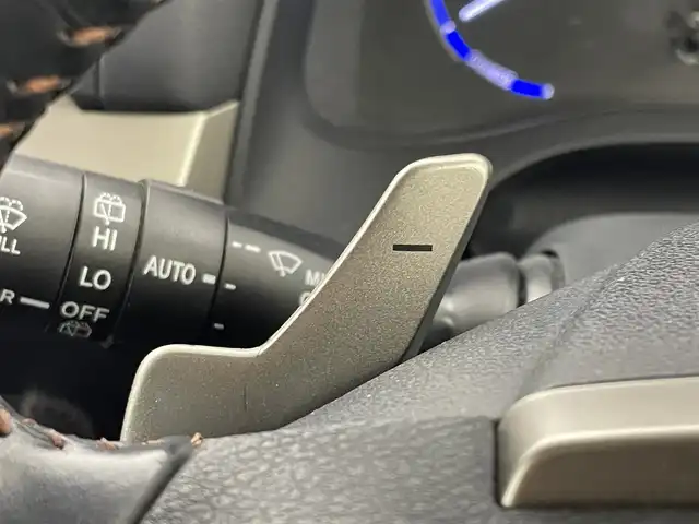 レクサス ＣＴ 200h バージョンC 埼玉県 2018(平30)年 4.9万km ソニッククォーツ 純正１０．３型ナビ　バックカメラ　ビルトインＥＴＣ２．０　シートヒーター　ハーフレザーシート　パワーシート　ドラレコ　衝突被害軽減ブレーキ　アダプティブクルーズコントロール LEDヘッドライト　禁煙車